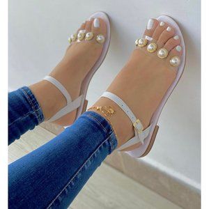 Boutique Women’s Sandals With transparent Straps White Sz 8